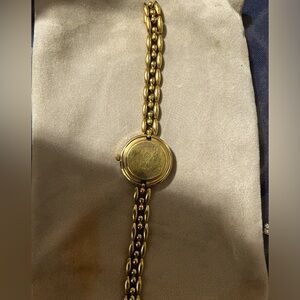 ANTIQUE VINTAGE GUCCI 11/12 SWISS MADE LADY'S WATCH